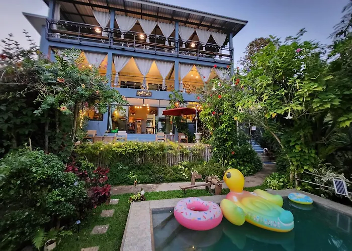 บ้านภูคำฟ้า ดอยปู่ไข่ Baan Phu Kham Fah